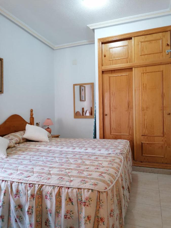 Gemuetliche Ferienwohnung In Torrevieja Ca100M Vom Strand Playa Del Cura Entfernt Dış mekan fotoğraf