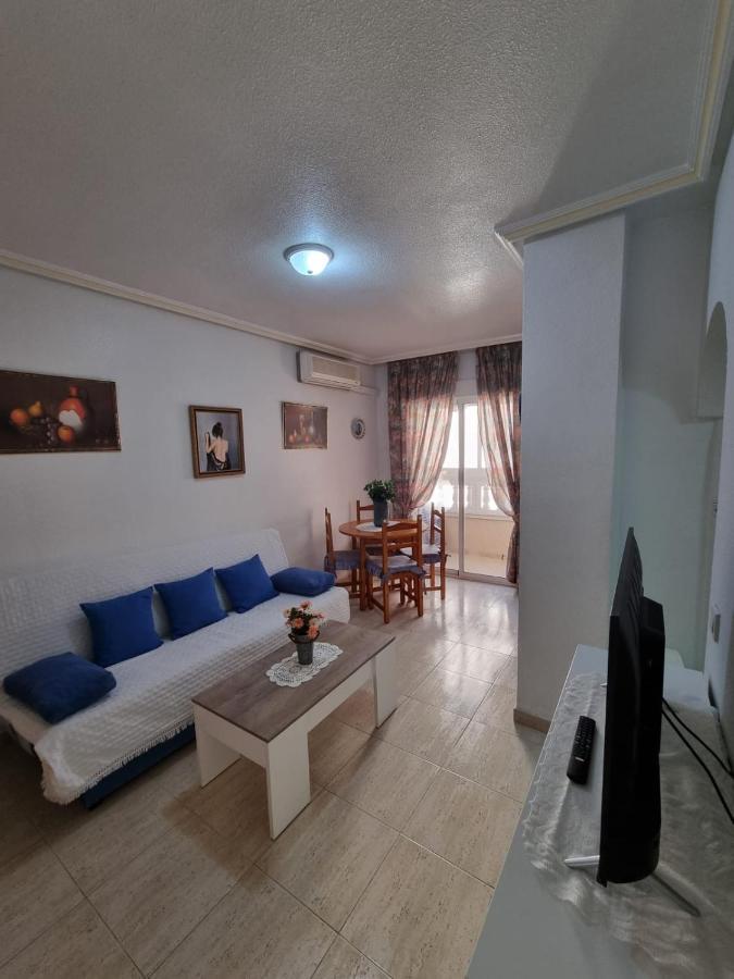 Gemuetliche Ferienwohnung In Torrevieja Ca100M Vom Strand Playa Del Cura Entfernt Dış mekan fotoğraf